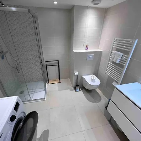 Lägenhet Le Cosy Corner : 2 Pers De Standing + Terrasse Antibes